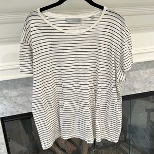 VINCE tshirt